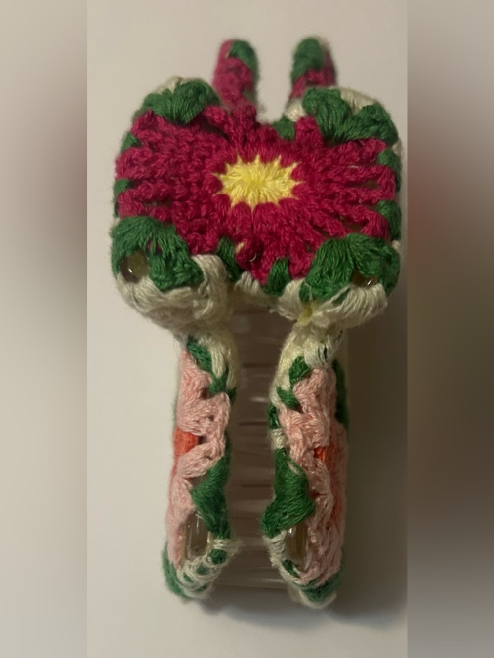 Handmade Crochet Floral Hair Clamp - Pink & Green - Picture 4 of 4